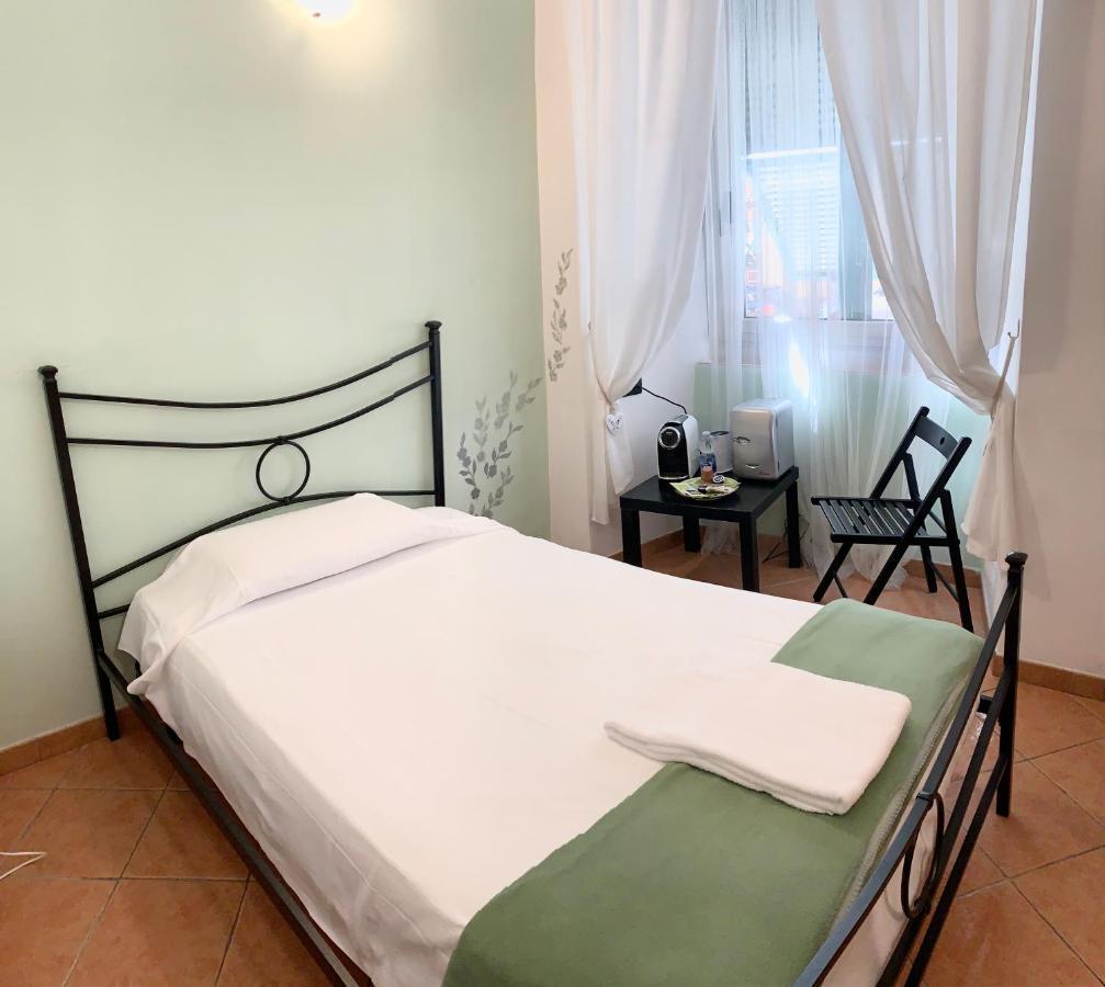 Affittacamere Virginia'S Rooms Génova Exterior foto