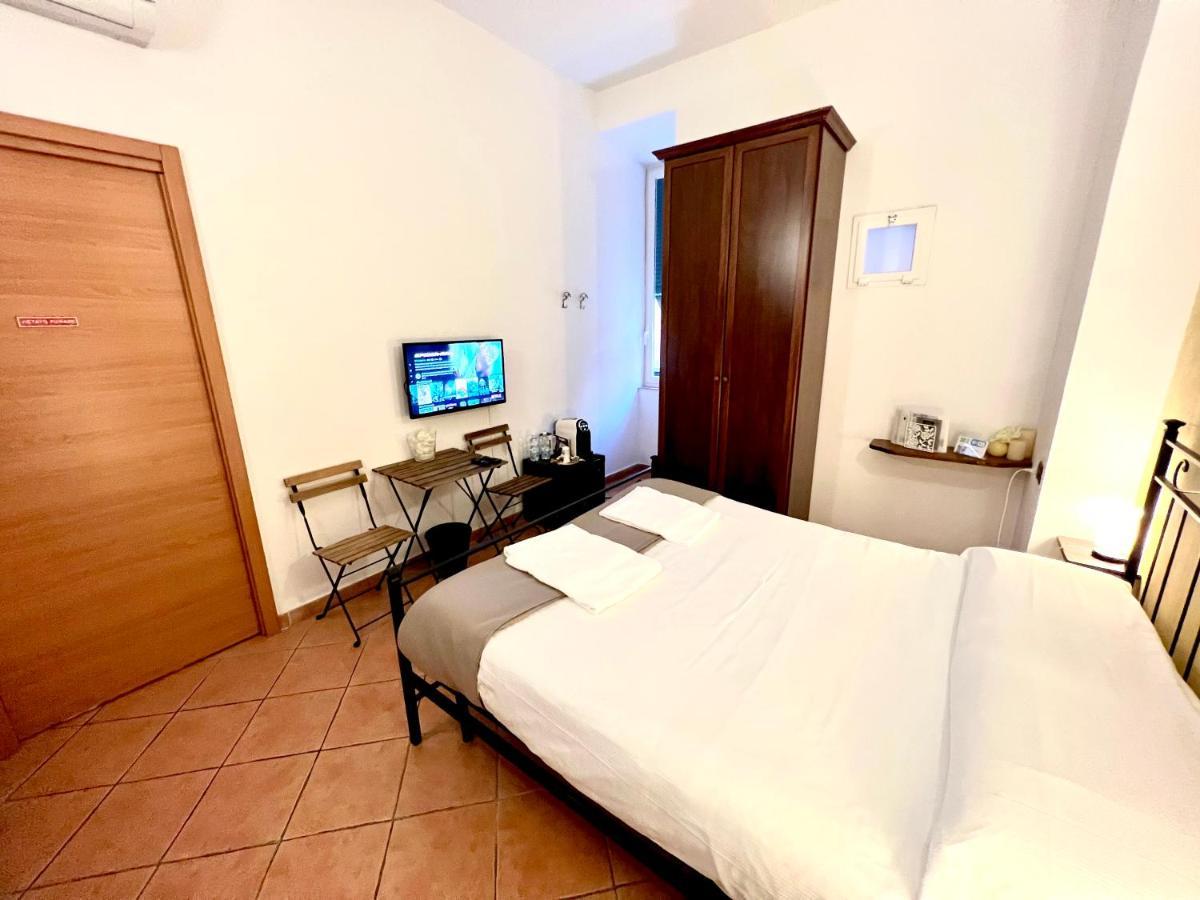 Affittacamere Virginia'S Rooms Génova Exterior foto